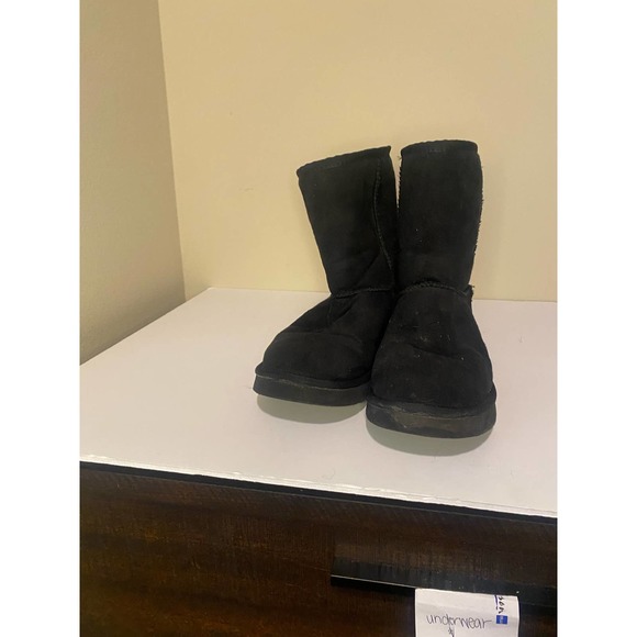 RARE Disney Minnie Mouse Swarovski UGG boots - Picture 2 of 6